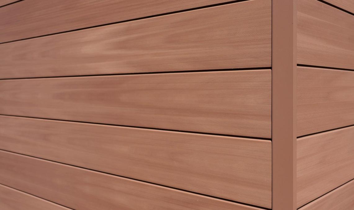 Details der Fassadenverkleidung Atmosphäre 175 Sonnenbraun Silvadec